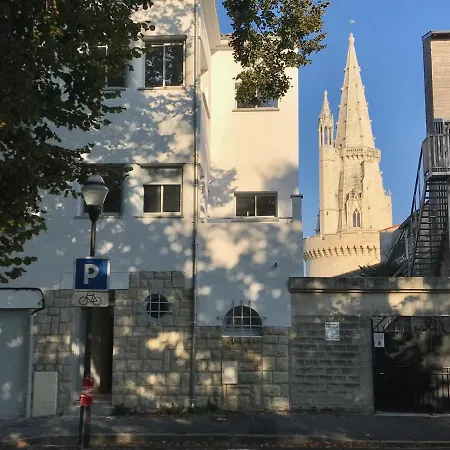 Daire Vue Superbe Sur Tour De La Lanterne T2 Avec Terrasse Remparts 2 *