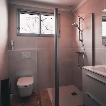 Vue Superbe Sur Tour De La Lanterne T2 Avec Terrasse Remparts 2 *