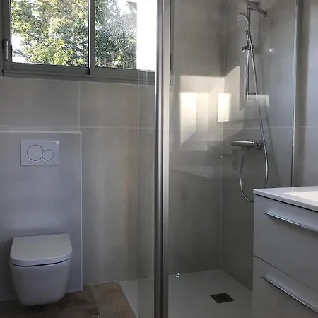 Vue Superbe Sur Tour De La Lanterne T2 Avec Terrasse Remparts 2 * La Rochelle (Charente-Maritime)